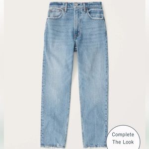 Abercrombie High Rise Mom Jean NWT